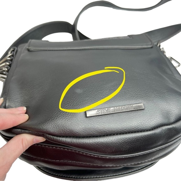 Steve Madden Gray Woven Faux Leather Crossbody Saddle Bag Purse - Picture 6 of 13